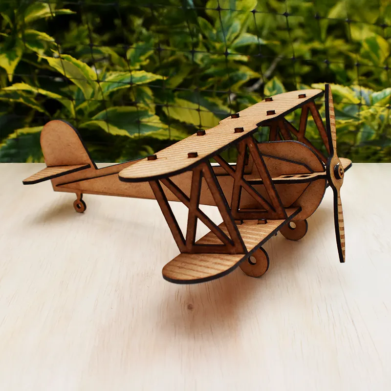 Avión Antiguo juguete en madera MDF Avión antiguo juguete en mdf cortado y grabado en láser vista lateral