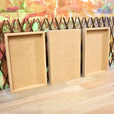 Trio de retablos en mdf crudo de 3 y 9 mm pack x 3 vista tres cuartos