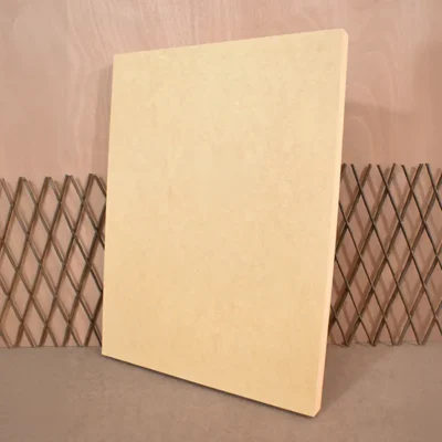 Retablo en MDF crudo de 60 x 45 cm vista tres cuartos frontal