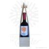 Caja estuche en madera para botella de vino para personalizar, de 45 x 12 x 10 cm, elaborada con madera de pino de 10mm y triplex de Okume 3,2 mm  de espesor. Este es un maravilloso regalo, suvenir; empresarial o para amigos y familiares. Las medidas interiores dejan un pequeño espacio para facilitar su manipulación y evitar así las roturas. El material que utilizamos es madera natural, con lo que es posible que en la caja puedan aparecer nudos. Con las cajas de madera Trazos de Arte regalas mucho más que una caja de madera, regalas muchas sonrisas a los tuyos y a nosotros. Práctica caja para decorar y regalar, perfecta para los amantes de las manualidades y decoradores de fiestas y bodas. Esta caja de madera de pino es realmente original se mantendrá en tus recuerdos por muchos años. No ocupa mucho espacio y será una decoración. La caja de madera perfeccionará el regalo para la boda, el aniversario, el día de San Valentín u otros eventos. La puede encontrar también como caja en MDF, caja decorativa , caja decorativa en madera MDF, cajas de madera para regalo o caja en madera con tapa. El embalaje de madera se utiliza para para determinados productos tradicionales de gama alta (puros, bebidas alcohólicas, etc.). La caja de madera ha conseguido introducirse en determinados nichos de mercado muy localizados en cuanto a tamaño y producto en los que ha obtenido una gran fidelidad por parte de los compradores. Tenga en cuenta que la madera es un material único, por lo que cuándo lo reciba será similar, no exactamente al de la foto. Caja estuche en madera para una botella de vino para personalizar Material: Madera de Pino y Triplex de Okume Color: Descripción en foto Tamaño: 45 x 12 x 10 cm Incluye personalización Fecha estimada de entrega: De  4 a  5 días hábiles (en Bogotá, Medellín, Cali), al resto del  país de 7 a 14 días. Recuerda que el tiempo de entrega comienza a partir del momento en que tu pago sea confirmado. Todos los productos son entregados al domicilio que informaste al realizar la compra. Vendido y enviado por: Trazos de Arte. Envió rápido y seguro. Personalización Realice un pedido personalizado, podemos agregar lo que desee, como nombre, fecha, frase, logotipo, imagen o empaque regalo. Ofrecemos: Grabado por láser, grabado CNC Router, sublimado o papel adhesivo, el precio varía según el tipo de personalización que desee, encontrara más información en Servicios en nuestro menú secundario. Si desea cotizar o tiene preguntas presione el botón Cotizar personalización con gusto las responderemos. ¿Como comprar? Selecciona tu producto. Si tienes alguna duda por favor escríbenos. Haz clic en el botón de compra y la cantidad que deseas. Ingresa los datos de facturación y entrega. Realiza el pago de tu pedido. Recibe el pedido en tu domicilio. En nuestra plataforma encontrarás el método de pago que más se ajusta a tu necesidad.