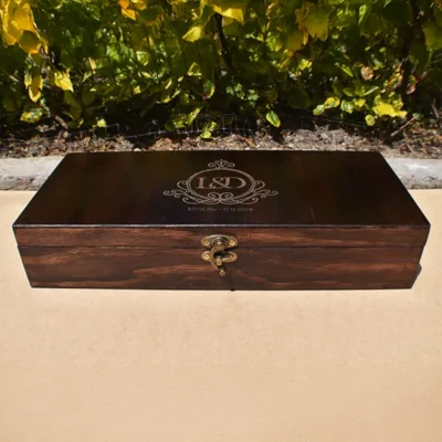 Organizador en madera para relojes con 10 compartimientos vista frontal