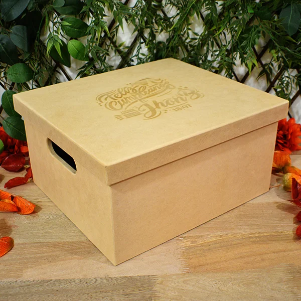 Caja regalo en MDF personalizada 3 Caja regalo en MDF personalizada vista tres cuartos derecha