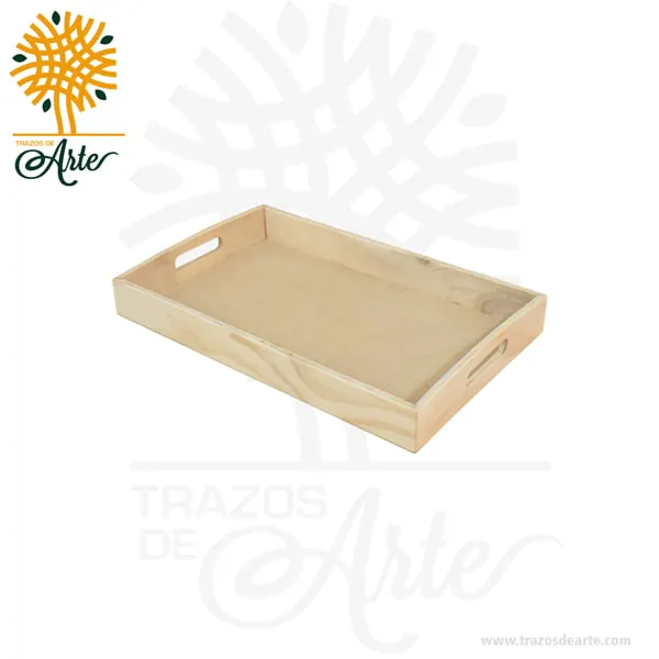 Bandeja en madera para desayunos | Trazos de Arte Bandeja en madera para desayunos, diseñada para añadir un toque de elegancia a tus desayunos sorpresa y anchetas especiales. Esta bandeja es la compañera ideal para crear momentos inolvidables. Su construcción en madera triplex de pino asegura una durabilidad excepcional y un aspecto sofisticado. Equipada con asas ergonómicas, transportarla será cómodo y práctico. Además, su diseño versátil y personalizable permite que se convierta en una verdadera pieza de arte única en su tipo. Ya sea como un regalo impresionante para bodas, aniversarios o eventos especiales como el Día de San Valentín, o como un elemento decorativo que realce la belleza de tu hogar, esta bandeja en madera triplex es un verdadero tesoro. Su popularidad en nichos de mercado específicos habla de su calidad y de la lealtad de sus compradores.