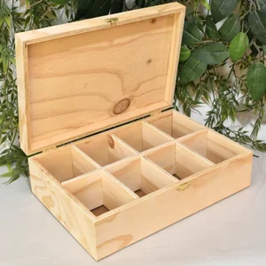 Caja joyero en madera con 8 compartimientos vista tres cuartos abierta