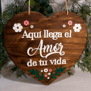 Letrero para bodas con forma de corazon Trazos de Arte