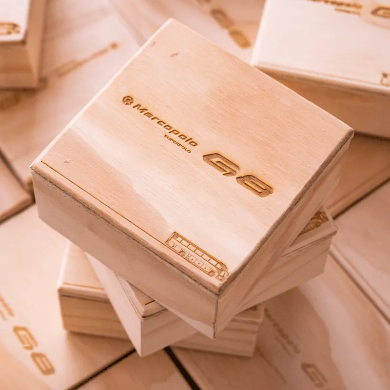Cajas de madera personalizadas con grabado láser Trazos de Arte
