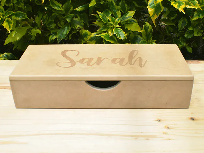 Cajas de madera personalizadas con grabado láser Trazos de Arte