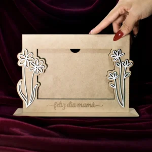 Portarretrato para mamá en MDF con base de soporte para escritorio o superficies planas.